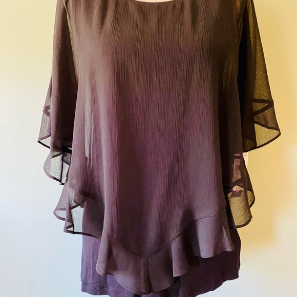 NEW - Elegant Black Women's Poncho Style Top Size Medium - Picture 2 of 9